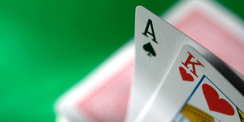 tua-game-xi-dach-98win-co-luat-choi-co-ban-rat-de-hieu
